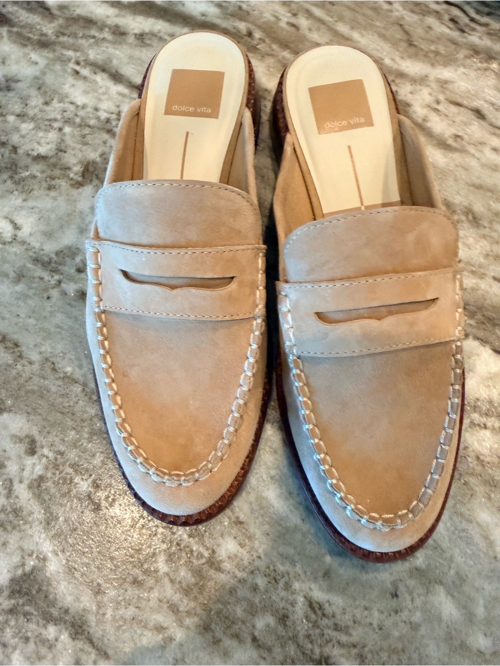 Dolce Vita women’s Tan Suede Penny Loafer Mules